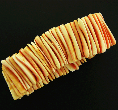 Carrot Color Shell Bracelet