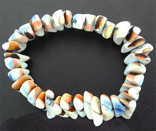 Multi-color shell bracelet