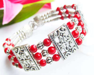 Red Beaded Tibet Silver Bracelet