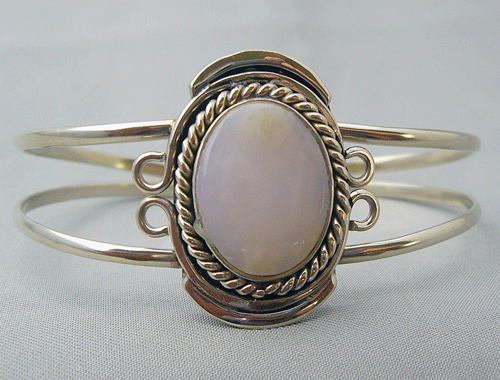 White Agate Bracelet